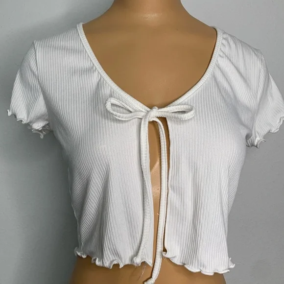 Just Polly New York Front Tie Trendy White Shirt Size medium - Picture 2 of 6